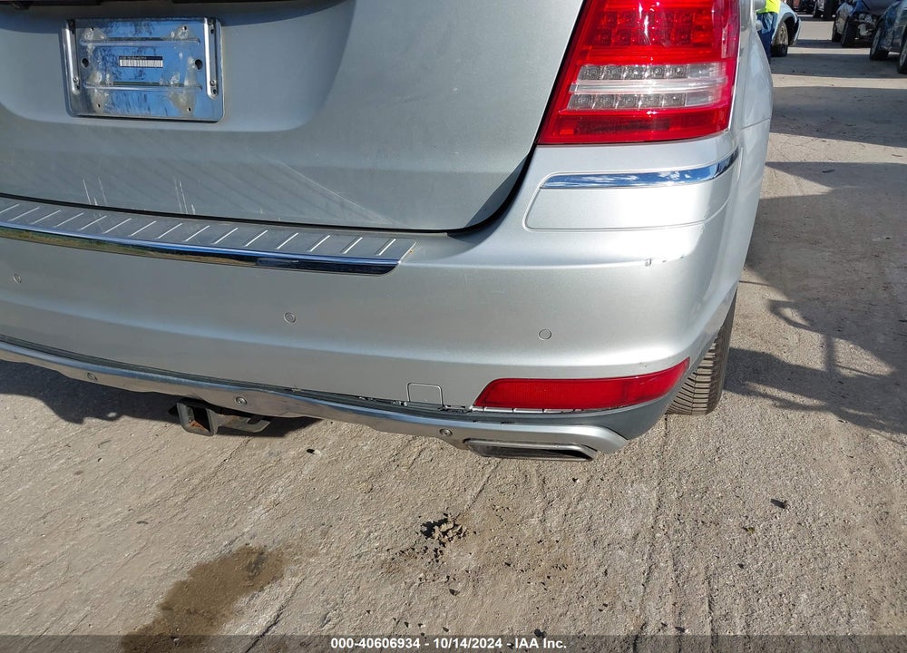 2011 MERCEDES-BENZ GL 450 4MATIC VIN: 4JGBF7BE0BA682959