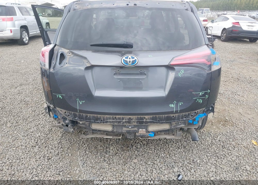 2017 TOYOTA RAV4 HYBRID XLE VIN: JTMRJREV6HD150986