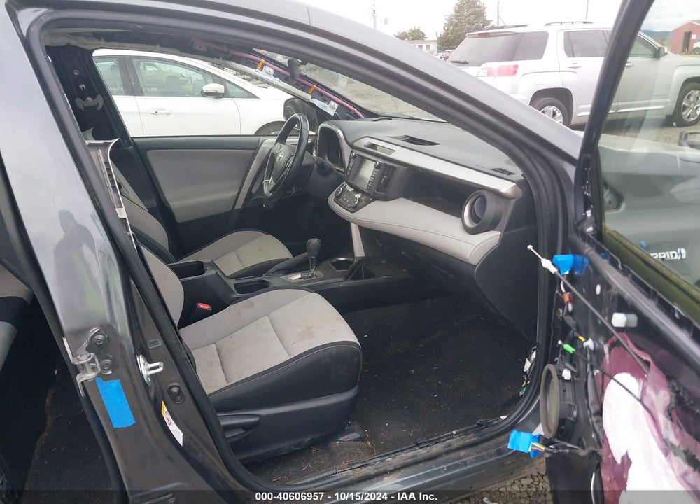 2017 TOYOTA RAV4 HYBRID XLE VIN: JTMRJREV6HD150986