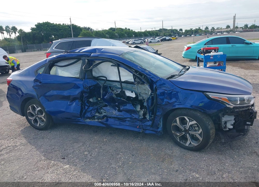 2021 KIA FORTE LXS VIN: 3KPF24AD7ME394820