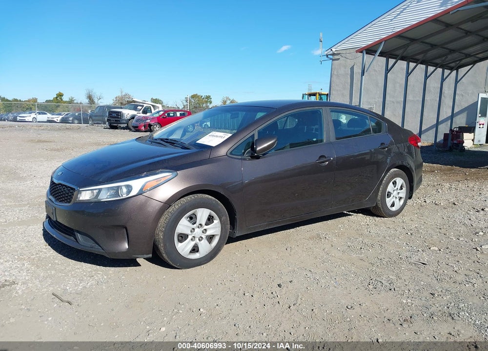 2017 KIA FORTE LX VIN: 3KPFL4A74HE031209