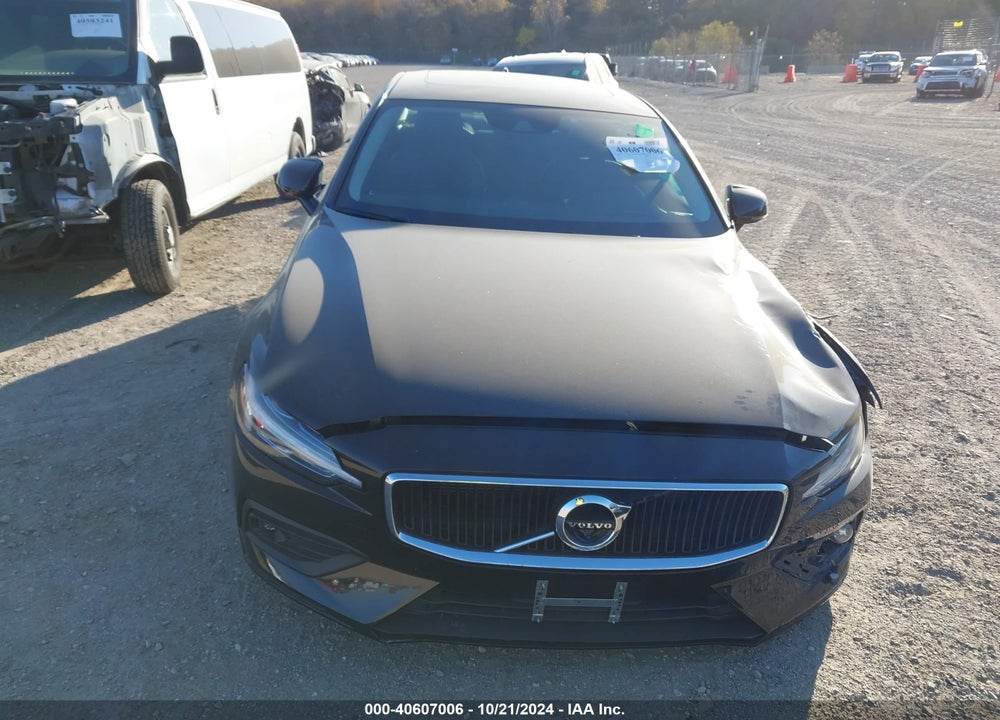 2021 VOLVO S60 T6 MOMENTUM VIN: 7JRA22TK8MG102510