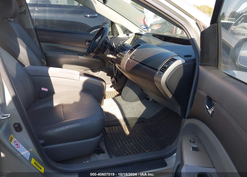2005 TOYOTA PRIUS VIN: JTDKB20U153075894