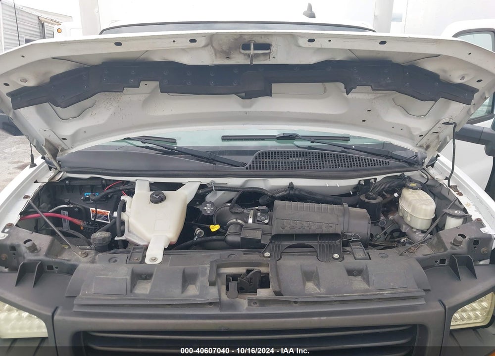 2017 GMC SAVANA CUTAWAY WORK VAN VIN: 1GD37TCGXH1102927