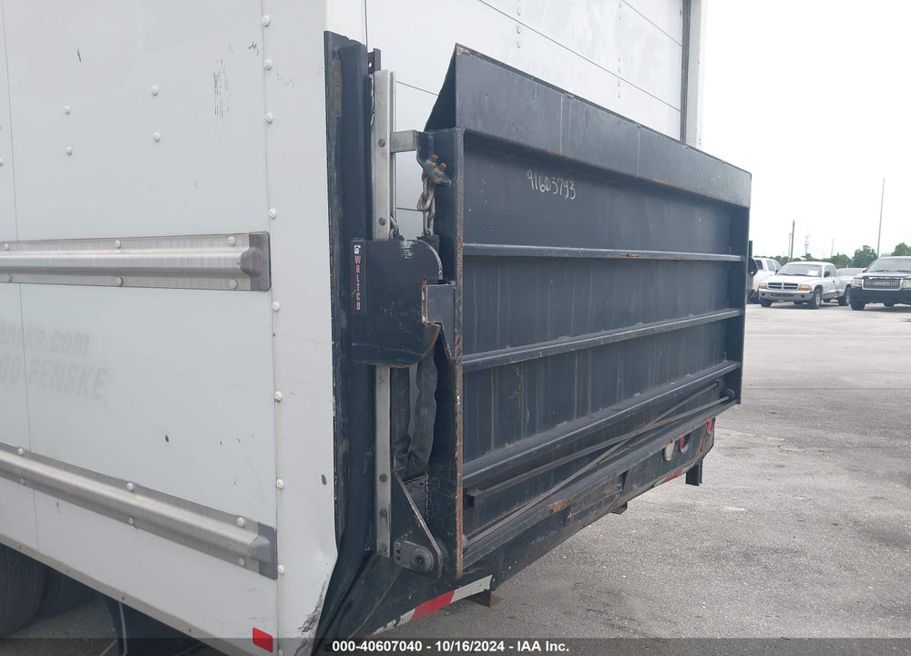 2017 GMC SAVANA CUTAWAY WORK VAN VIN: 1GD37TCGXH1102927
