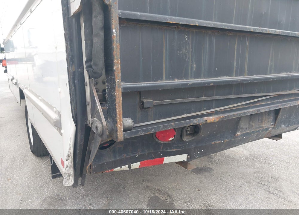 2017 GMC SAVANA CUTAWAY WORK VAN VIN: 1GD37TCGXH1102927