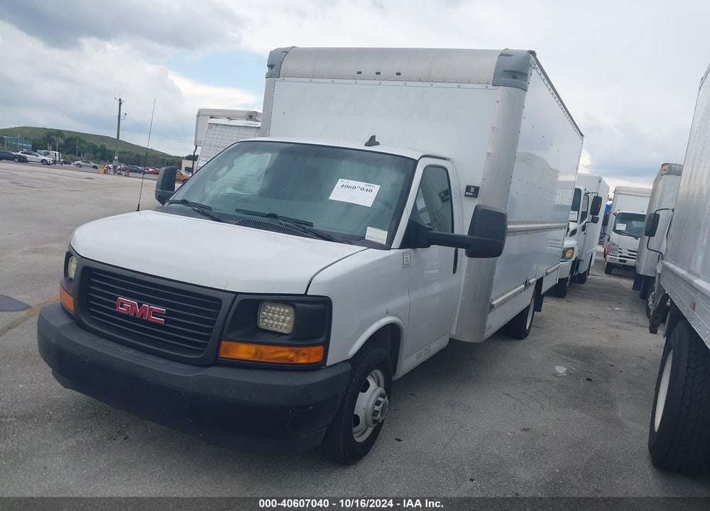 2017 GMC SAVANA CUTAWAY WORK VAN VIN: 1GD37TCGXH1102927