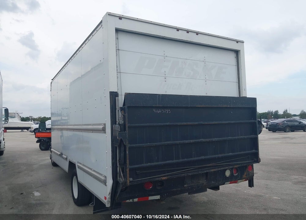 2017 GMC SAVANA CUTAWAY WORK VAN VIN: 1GD37TCGXH1102927