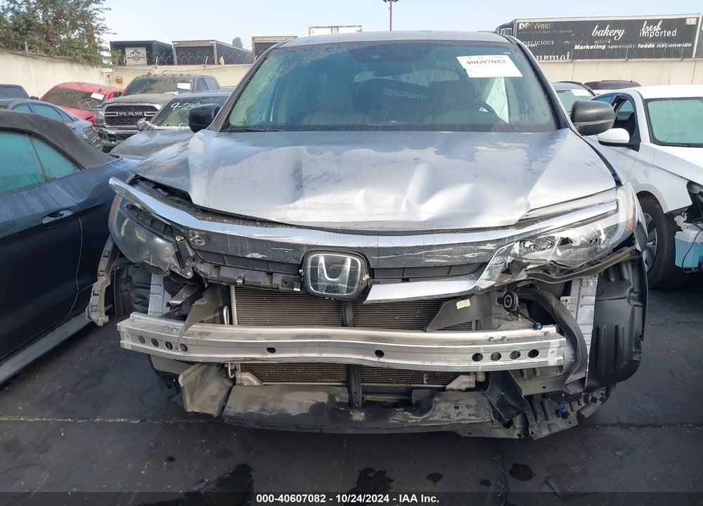 2019 HONDA PILOT LX VIN: 5FNYF5H18KB005947
