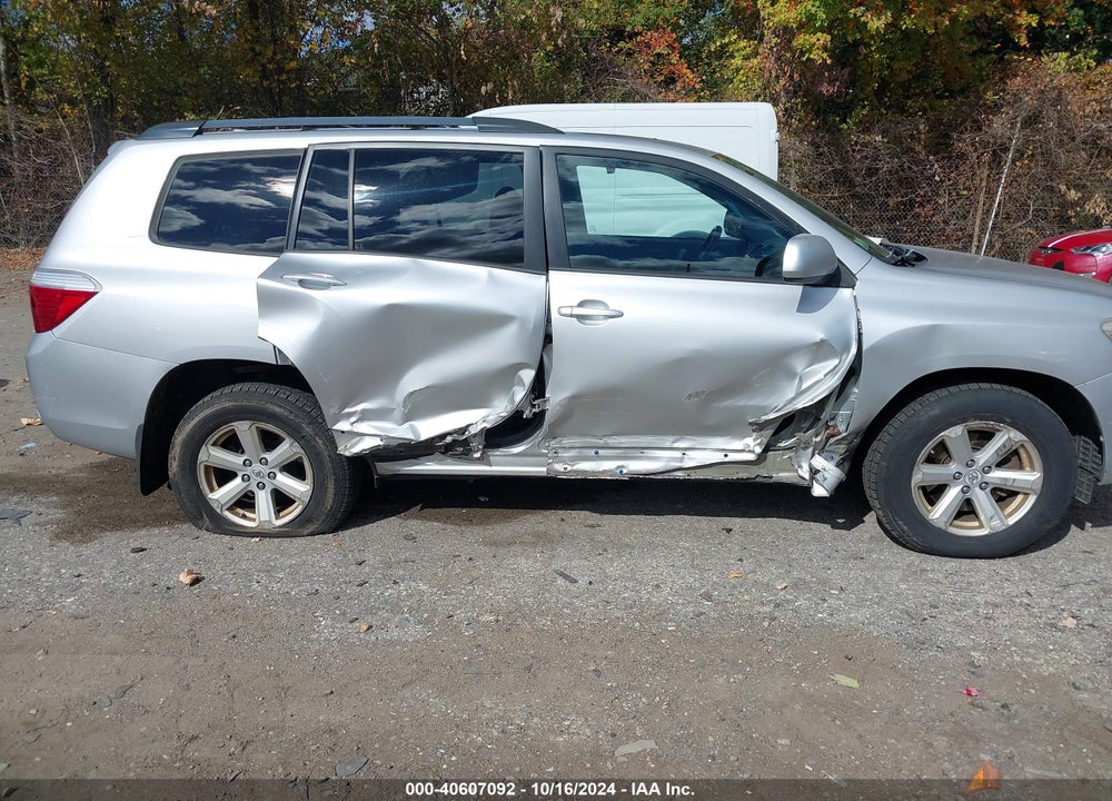 2010 TOYOTA HIGHLANDER SE V6 VIN: 5TDJK3EH0AS031925