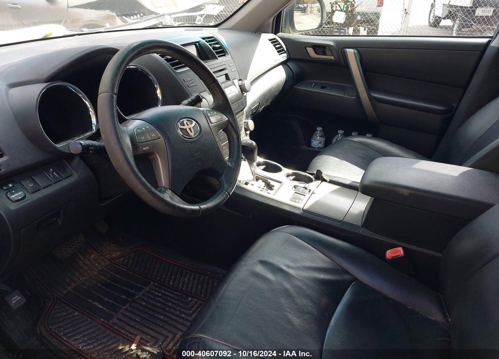 2010 TOYOTA HIGHLANDER SE V6 VIN: 5TDJK3EH0AS031925