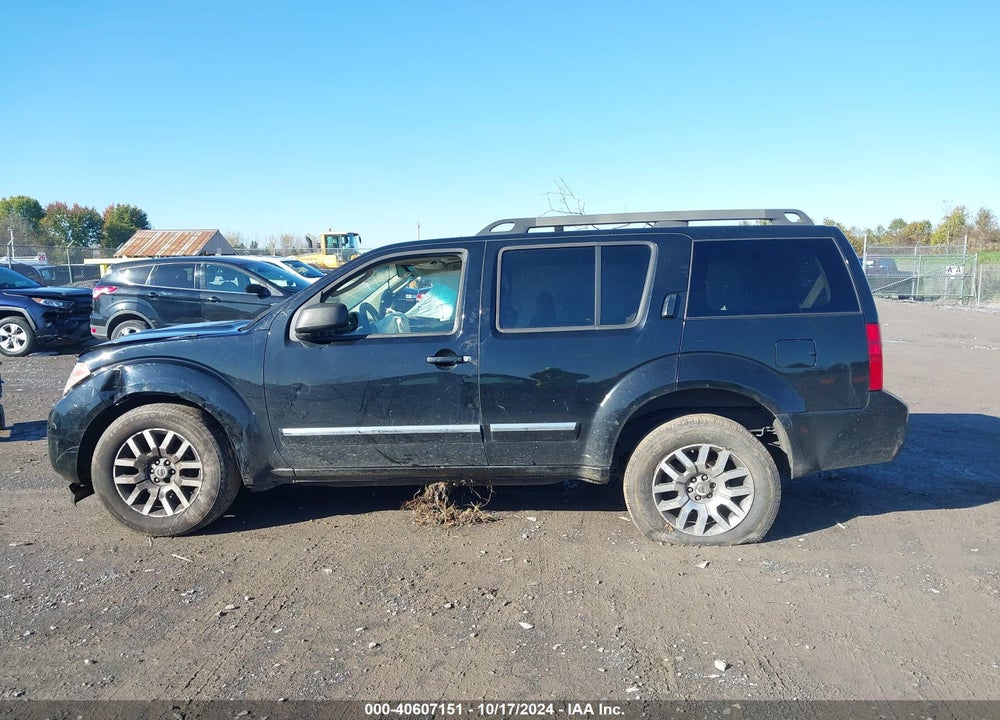 2011 NISSAN PATHFINDER LE VIN: 5N1AR1NB6BC603526