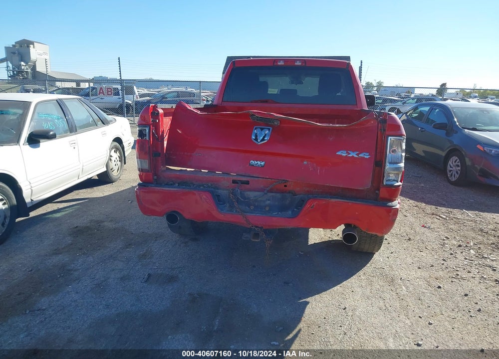 2018 RAM 1500 EXPRESS 4X4 6'4 BOX VIN: 1C6RR7FT5JS190611