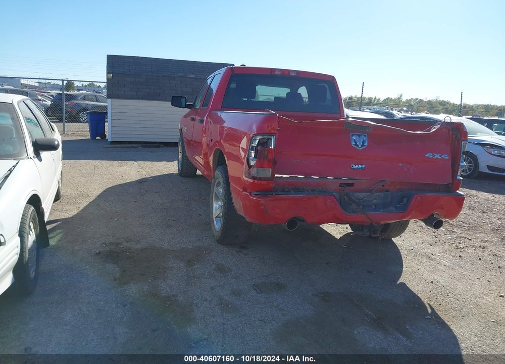 2018 RAM 1500 EXPRESS 4X4 6'4 BOX VIN: 1C6RR7FT5JS190611