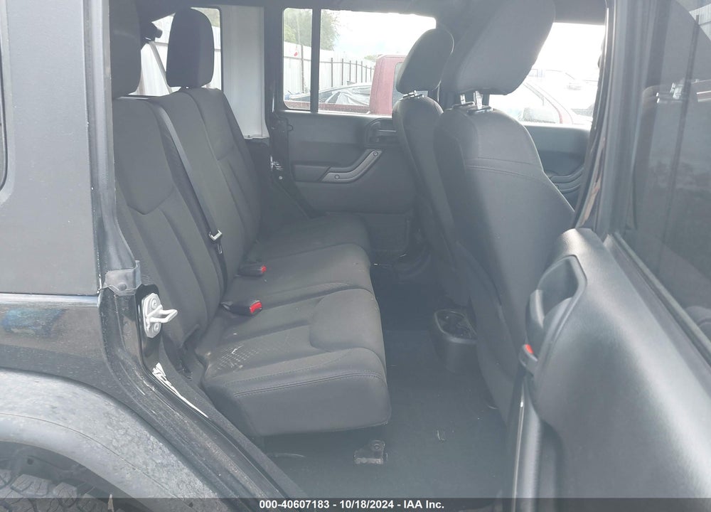 2015 JEEP WRANGLER UNLIMITED SPORT VIN: 1C4BJWDG8FL652789
