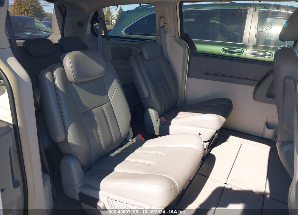 2008 CHRYSLER TOWN & COUNTRY TOURING VIN: 2A8HR54P28R822211