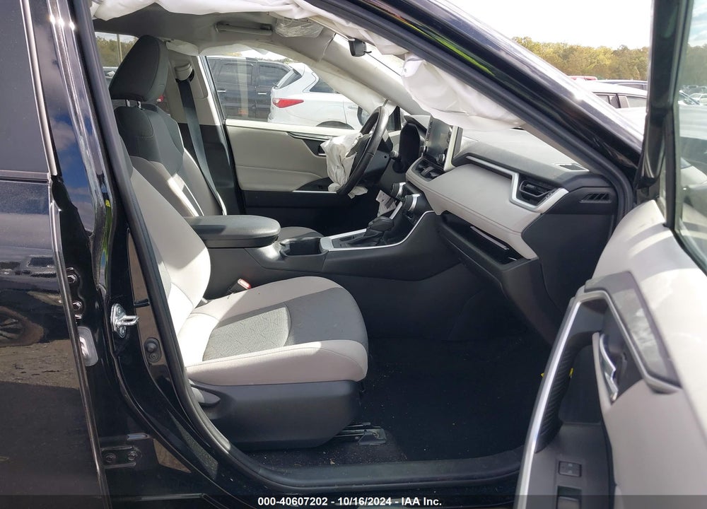 2022 TOYOTA RAV4 XLE VIN: 2T3P1RFV9NW252366