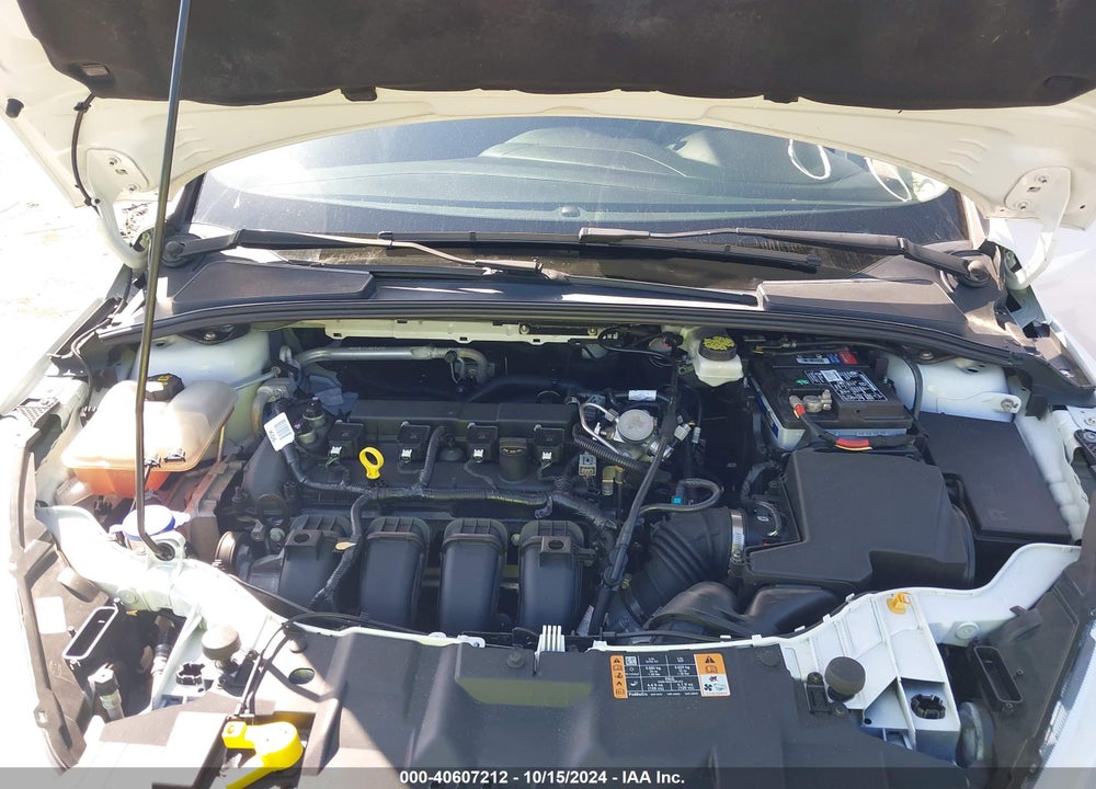2017 FORD FOCUS SE VIN: 1FADP3F27HL252027