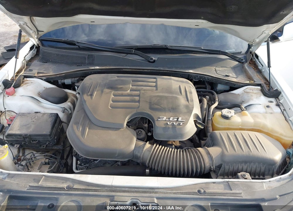 2018 CHRYSLER 300 TOURING VIN: 2C3CCAAG4JH144335