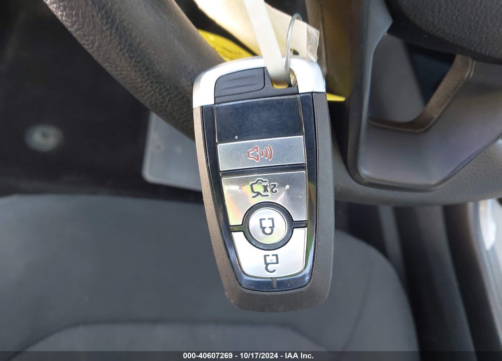 2020 FORD FUSION SE VIN: 3FA6P0HD3LR245849