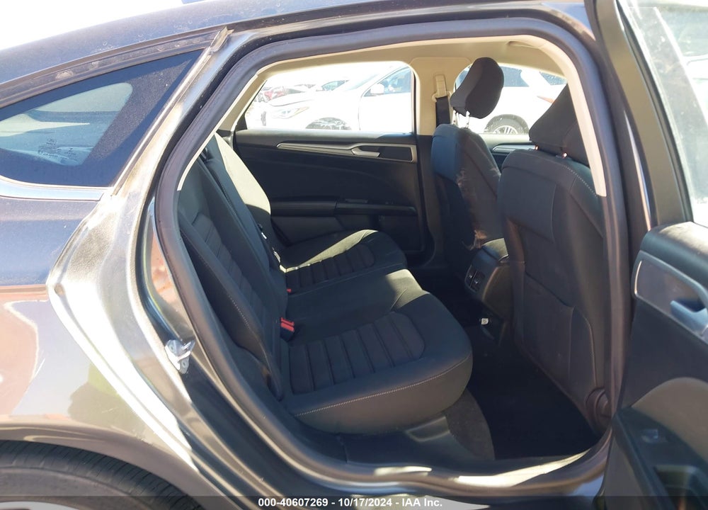 2020 FORD FUSION SE VIN: 3FA6P0HD3LR245849