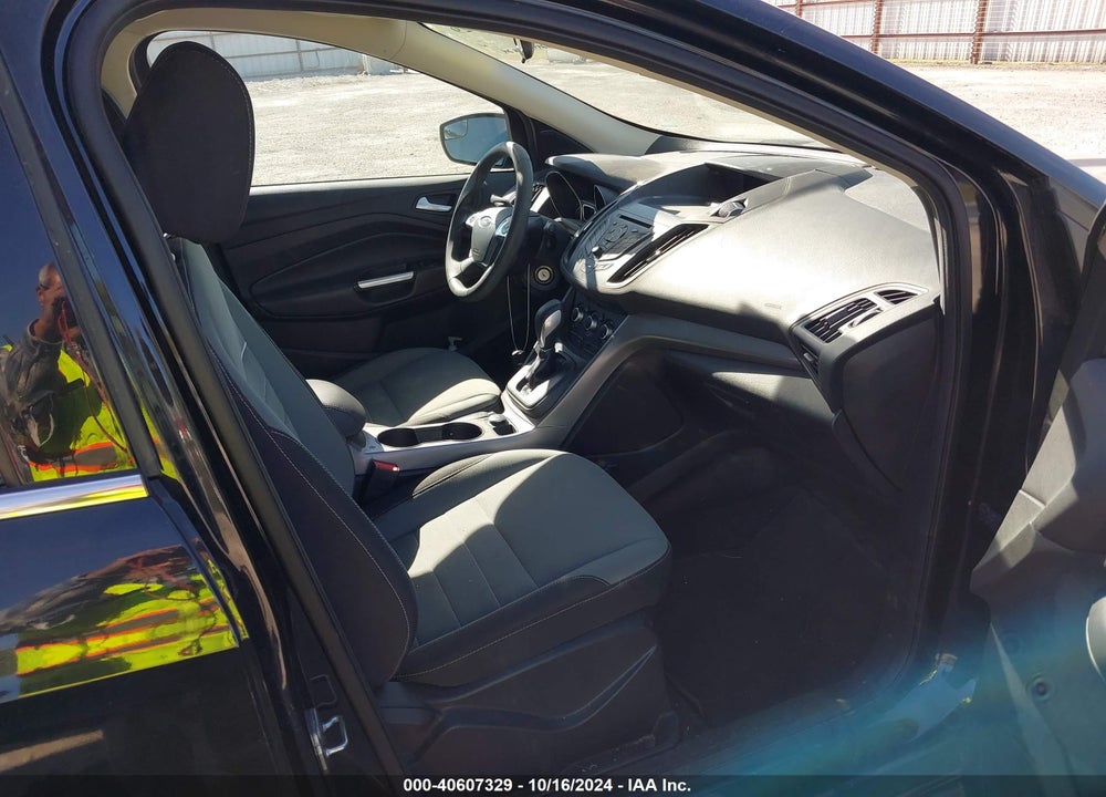 2015 FORD ESCAPE SE VIN: 1FMCU9GX9FUB30607