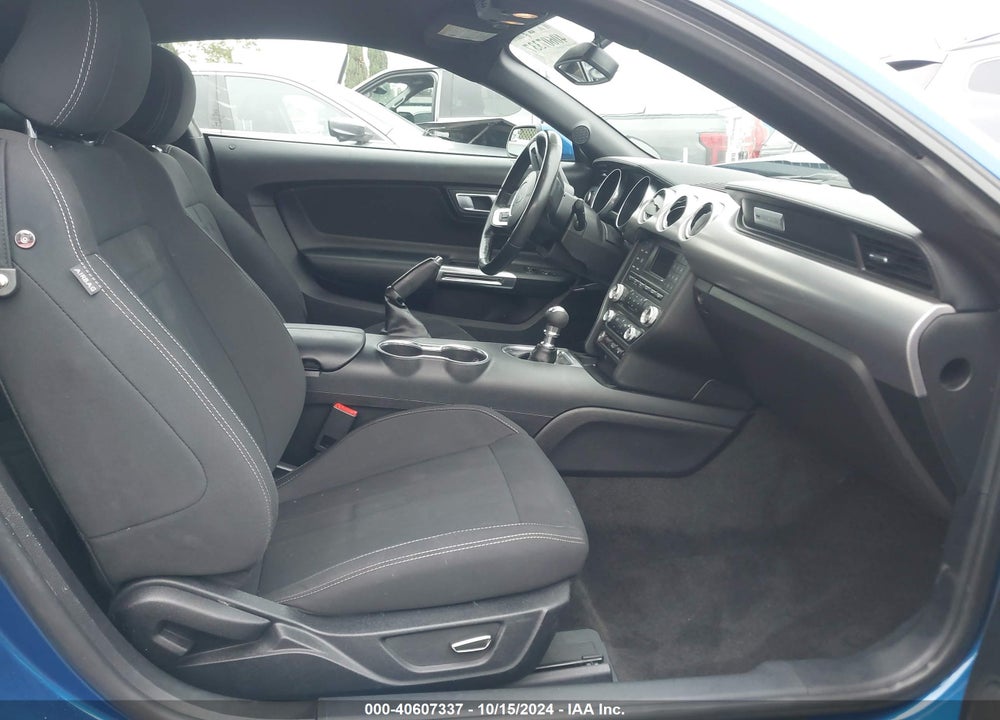 2018 FORD MUSTANG GT/GT PREMIUM VIN: 1FA6P8CF0J5123215