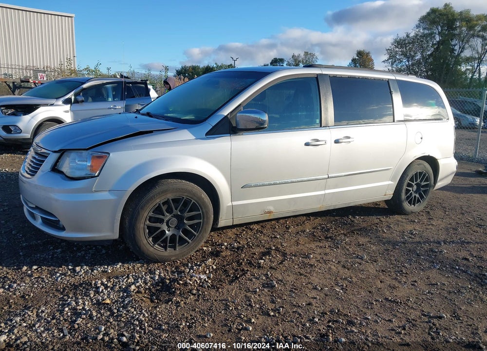 2011 CHRYSLER TOWN & COUNTRY TOURING-L VIN: 2A4RR8DG6BR611060