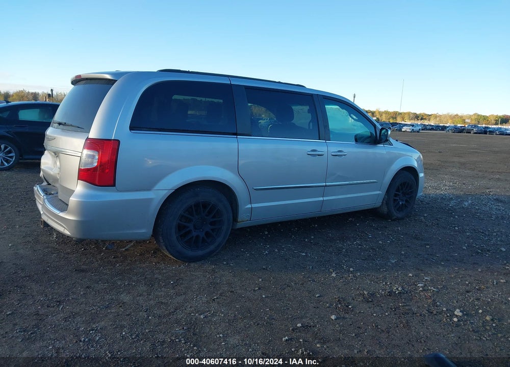 2011 CHRYSLER TOWN & COUNTRY TOURING-L VIN: 2A4RR8DG6BR611060