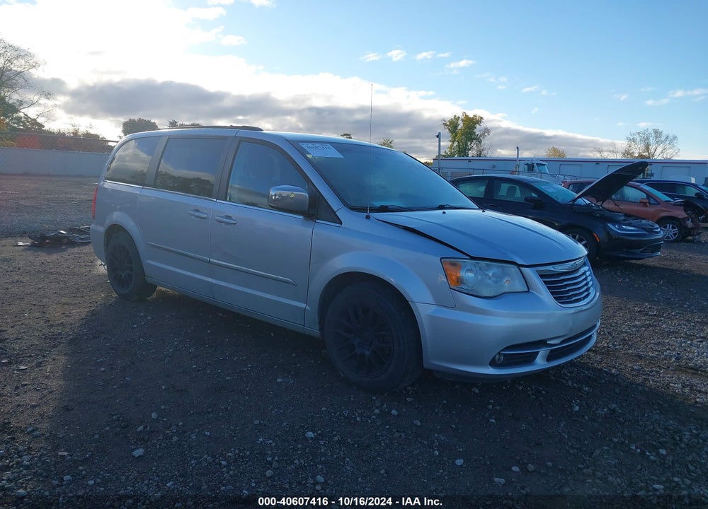 2011 CHRYSLER TOWN & COUNTRY TOURING-L VIN: 2A4RR8DG6BR611060