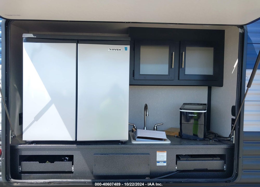 2021 FOREST RIVER CHEROKEE VIN: 4X4TCKF29MX150639