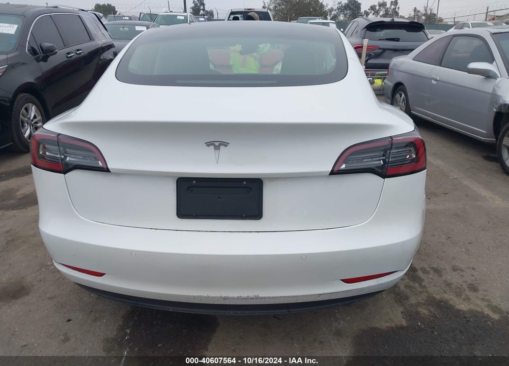 2022 TESLA MODEL 3 REAR-WHEEL DRIVE VIN: 5YJ3E1EA8NF332332