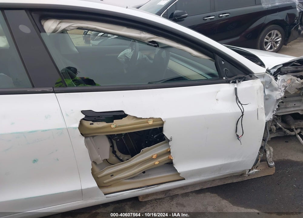 2022 TESLA MODEL 3 REAR-WHEEL DRIVE VIN: 5YJ3E1EA8NF332332