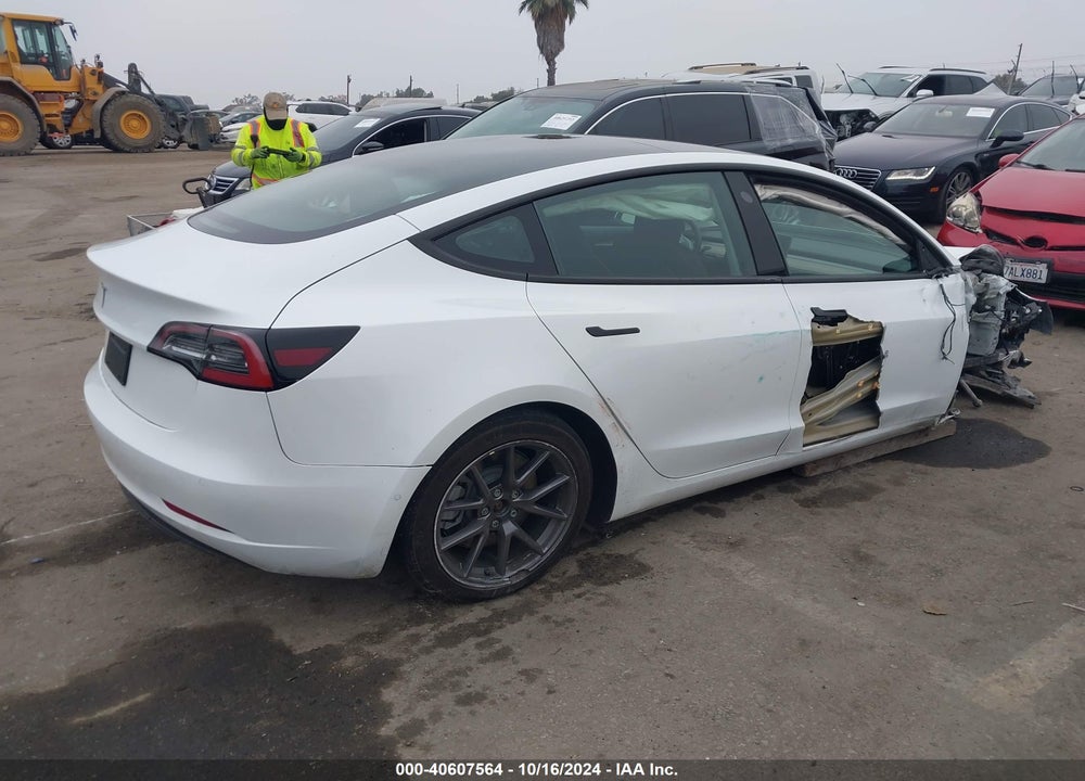 2022 TESLA MODEL 3 REAR-WHEEL DRIVE VIN: 5YJ3E1EA8NF332332