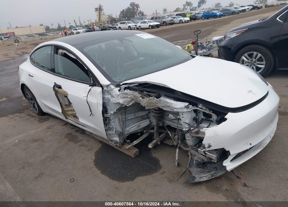 2022 TESLA MODEL 3 REAR-WHEEL DRIVE VIN: 5YJ3E1EA8NF332332