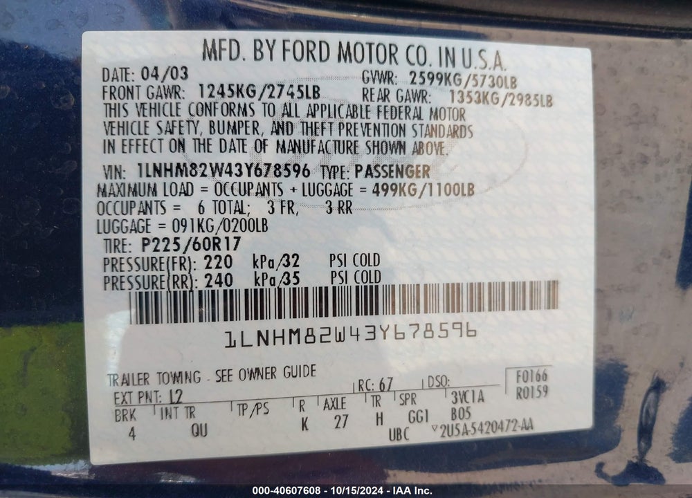 2003 LINCOLN TOWN CAR SIGNATURE VIN: 1LNHM82W43Y678596