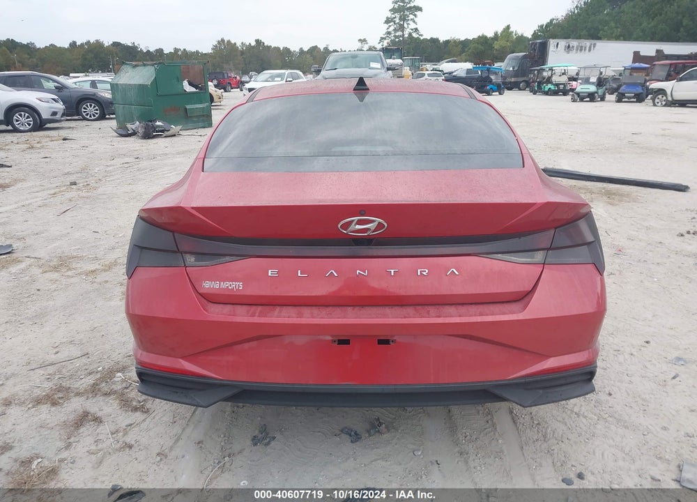 2021 HYUNDAI ELANTRA SEL VIN: 5NPLM4AG5MH033878