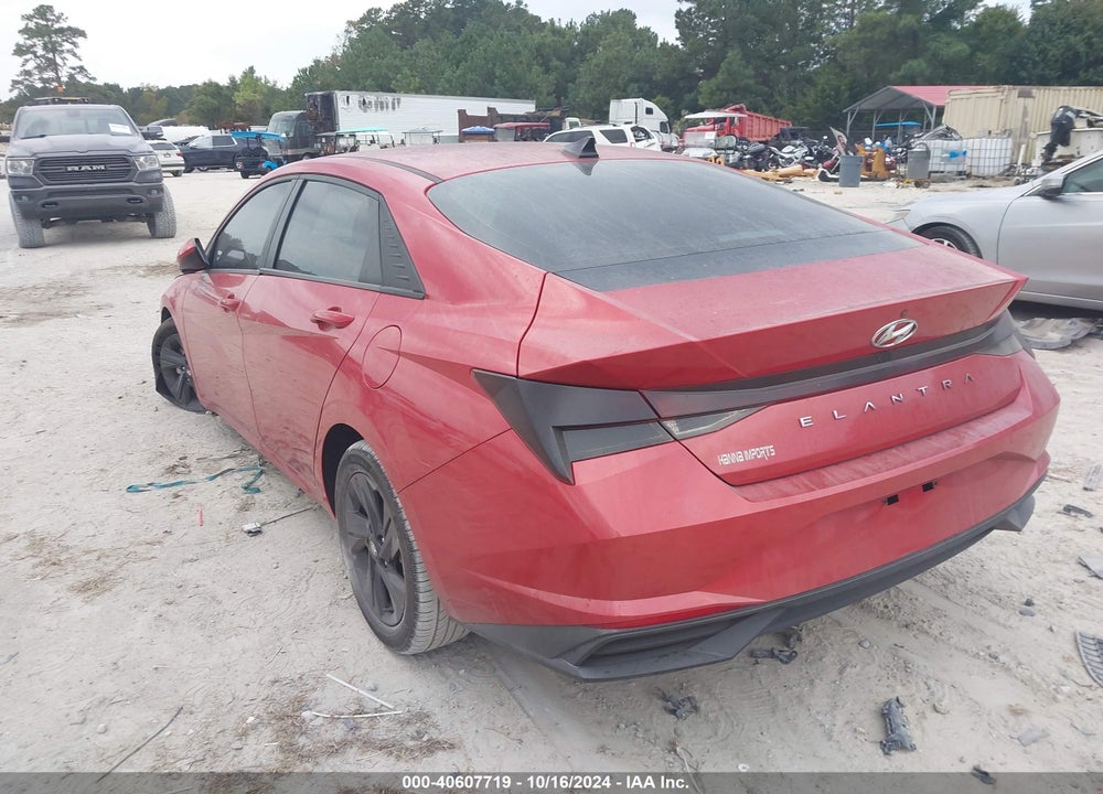 2021 HYUNDAI ELANTRA SEL VIN: 5NPLM4AG5MH033878