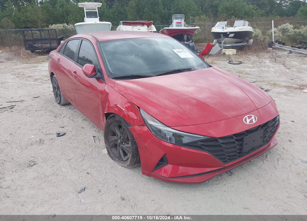 2021 HYUNDAI ELANTRA SEL VIN: 5NPLM4AG5MH033878