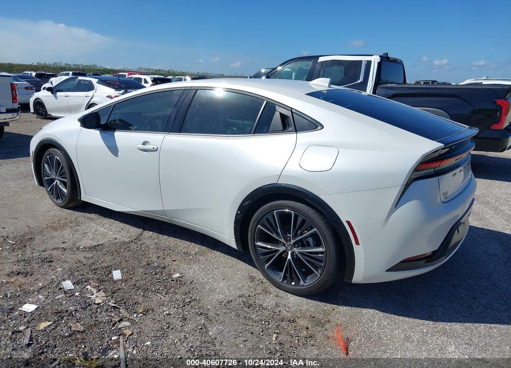 2024 TOYOTA PRIUS XLE VIN: JTDACAAU3R3030639