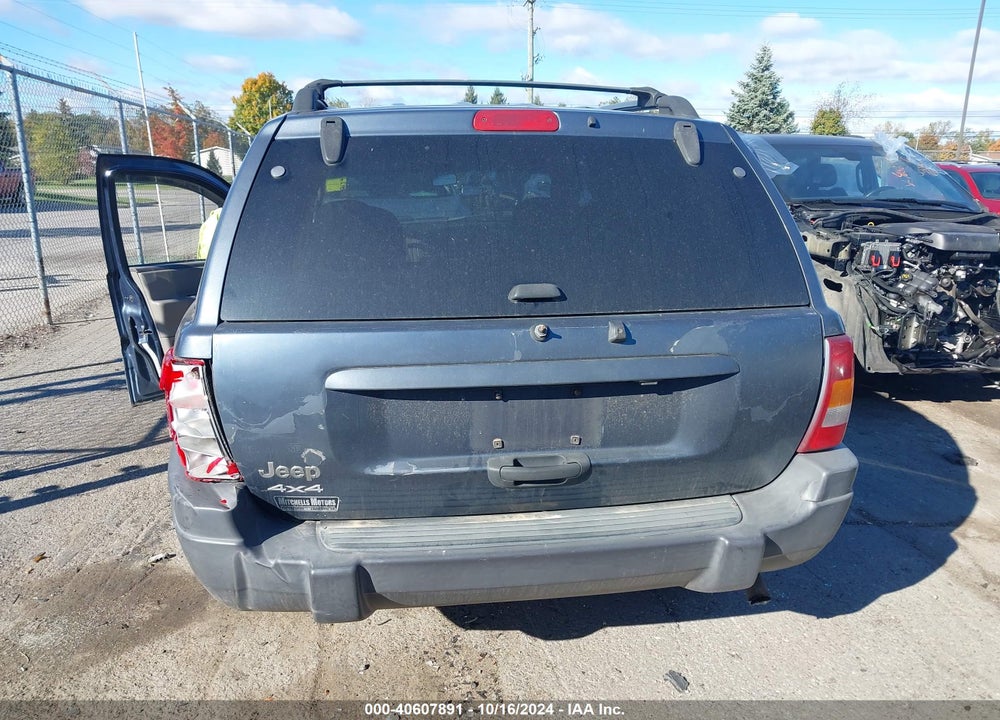 2004 JEEP GRAND CHEROKEE LAREDO VIN: 1J4GW48S14C374805