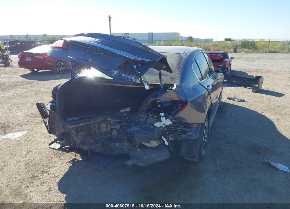 2017 HONDA ACCORD HYBRID TOURING VIN: JHMCR6F73HC020116