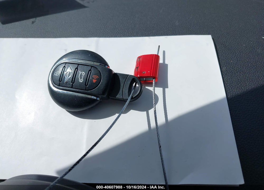 2016 MINI HARDTOP COOPER VIN: WMWXP5C55G3B77652