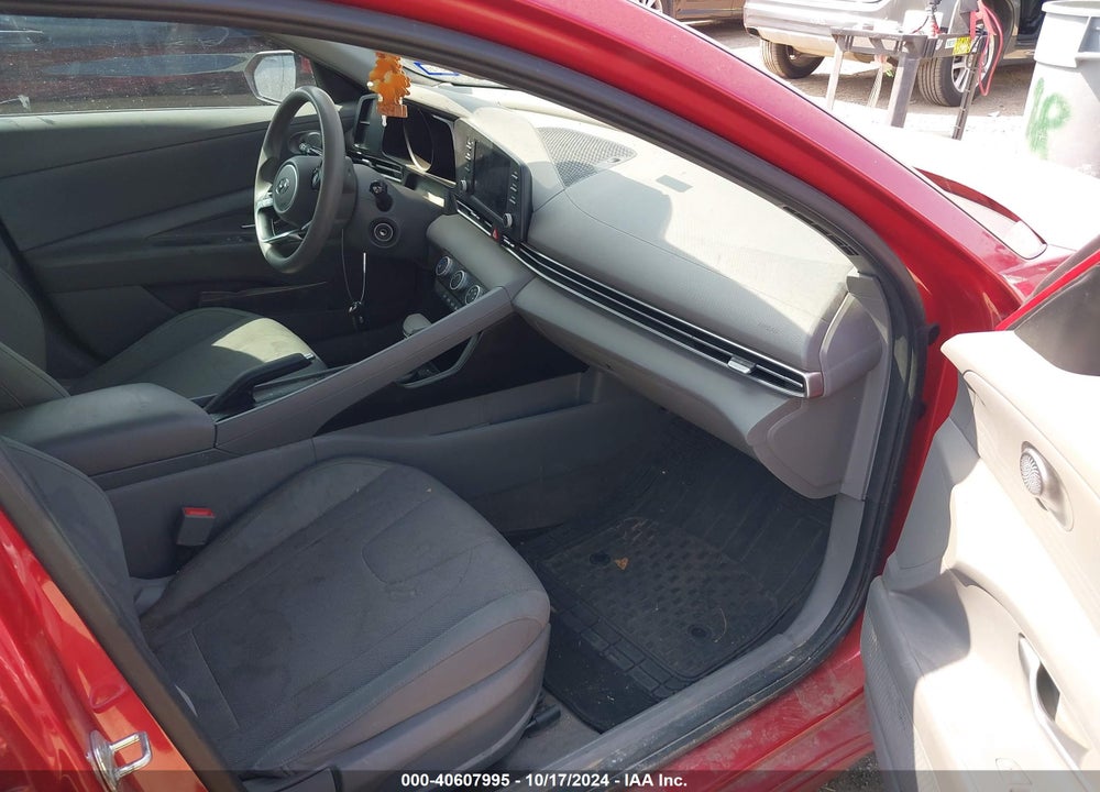 2021 HYUNDAI ELANTRA SE VIN: 5NPLL4AG0MH050137