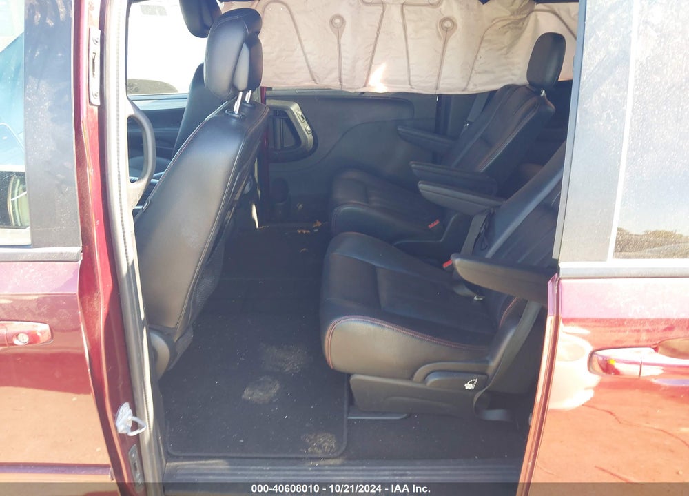 2017 DODGE GRAND CARAVAN GT VIN: 2C4RDGEG4HR740825