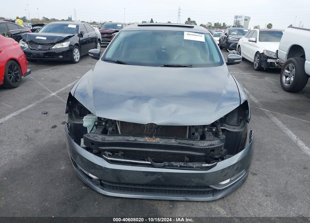 2015 VOLKSWAGEN PASSAT 2.0L TDI SEL PREMIUM VIN: 1VWCV7A33FC065963