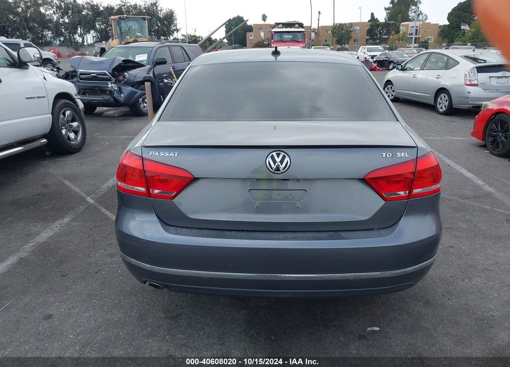 2015 VOLKSWAGEN PASSAT 2.0L TDI SEL PREMIUM VIN: 1VWCV7A33FC065963