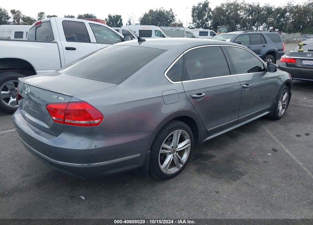 2015 VOLKSWAGEN PASSAT 2.0L TDI SEL PREMIUM VIN: 1VWCV7A33FC065963