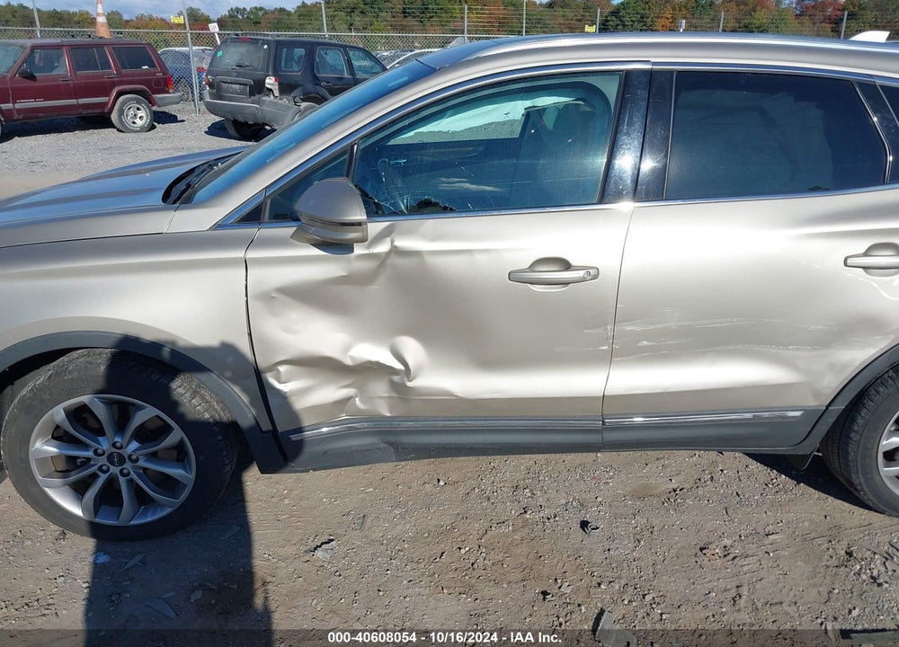 2015 LINCOLN MKC VIN: 5LMCJ2A9XFUJ47360