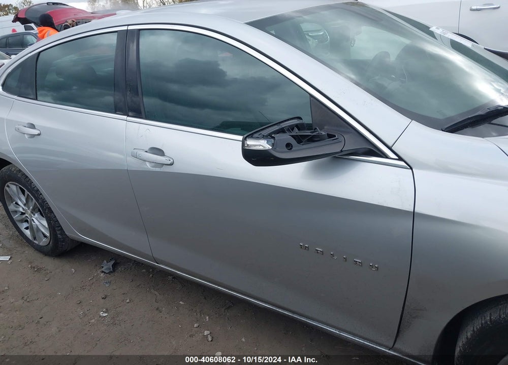 2017 CHEVROLET MALIBU 1LT VIN: 1G1ZE5ST4HF121080